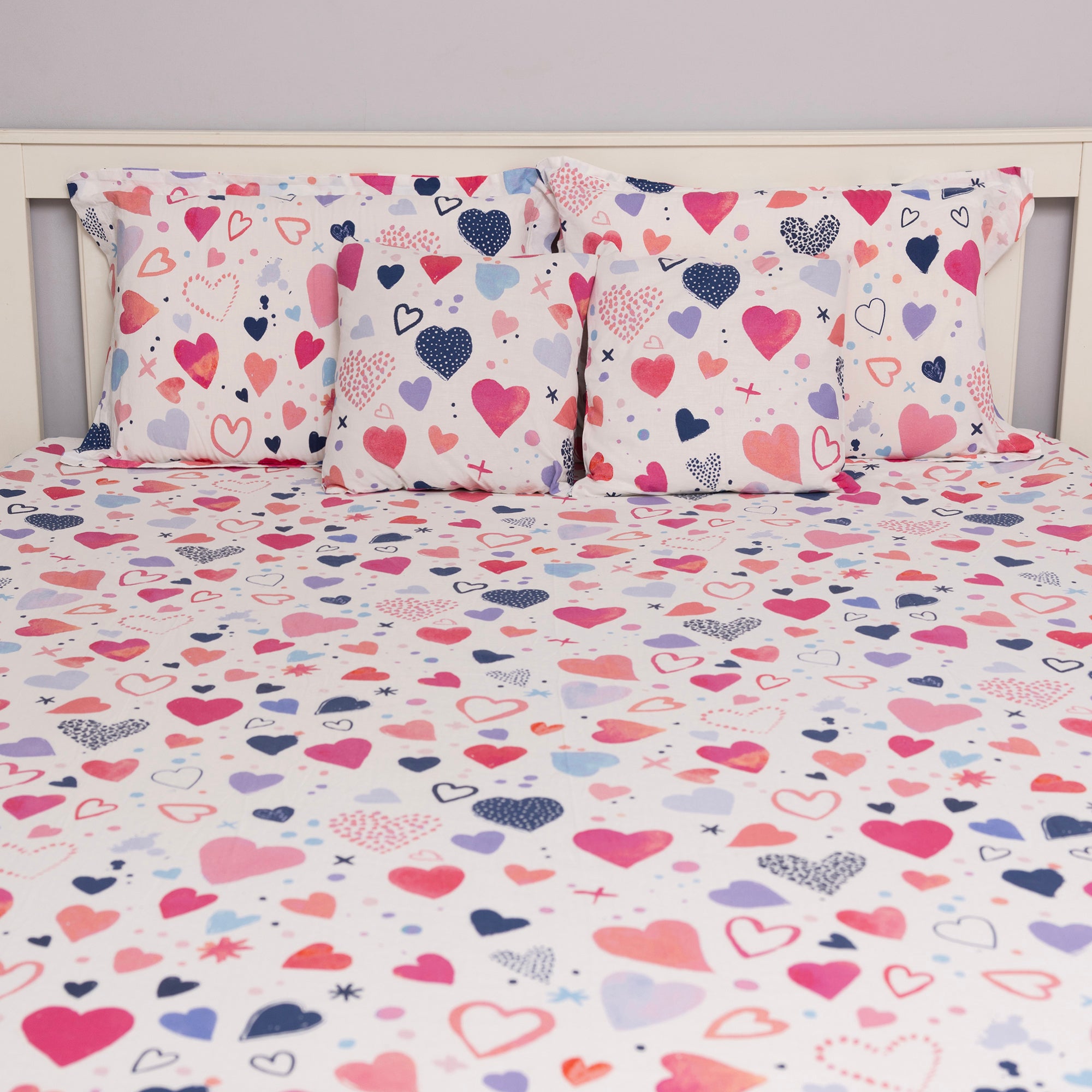 Hearts Fitted Sheet Set